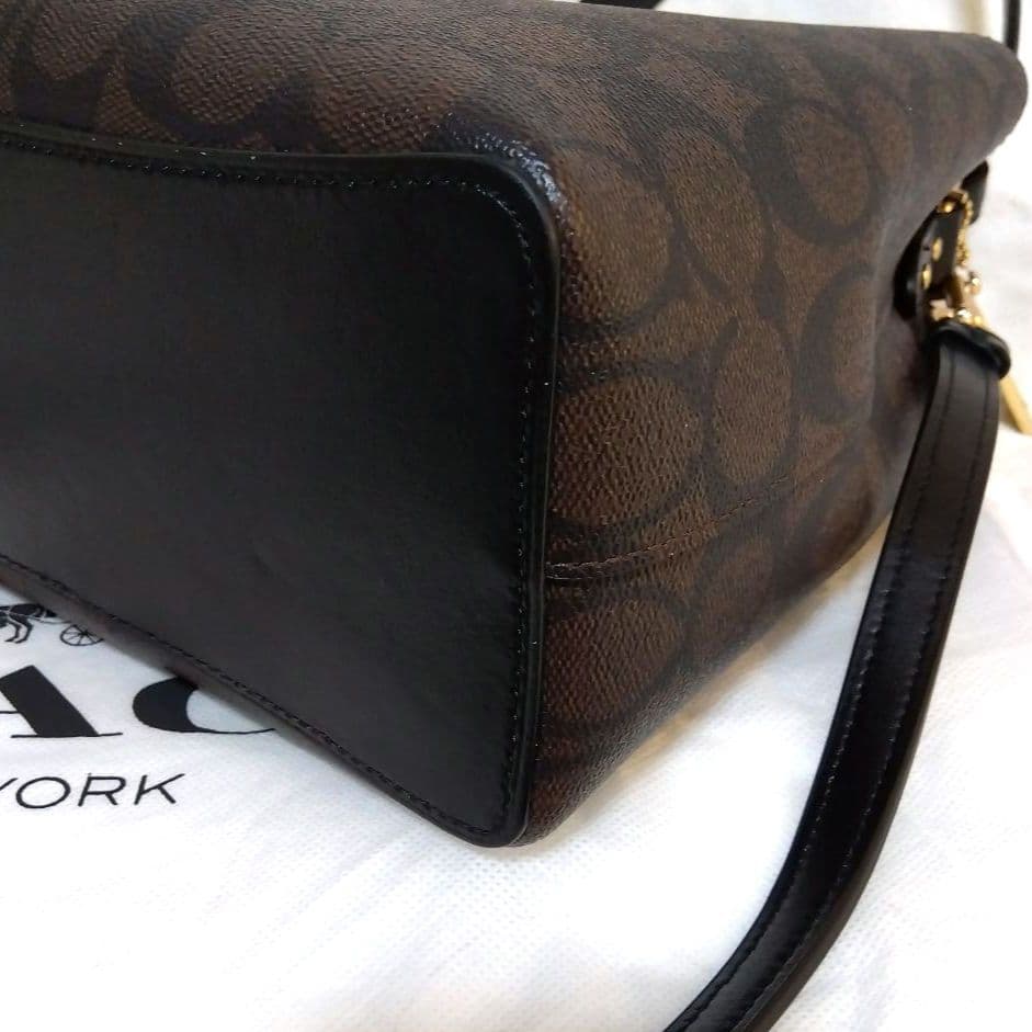 COACH ショルダーバッグ スモール タウン バケット バッグ Kyoko様用