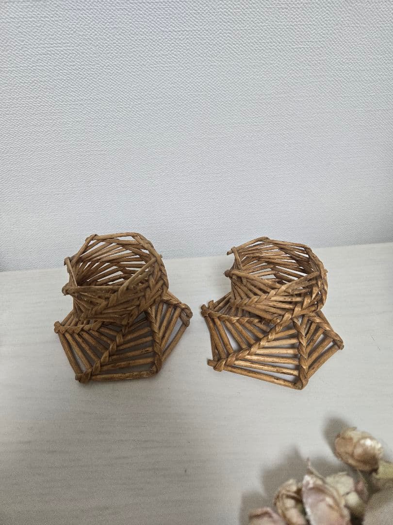 レアフランスアンティーク柳編みエッグスタンドペアラタン