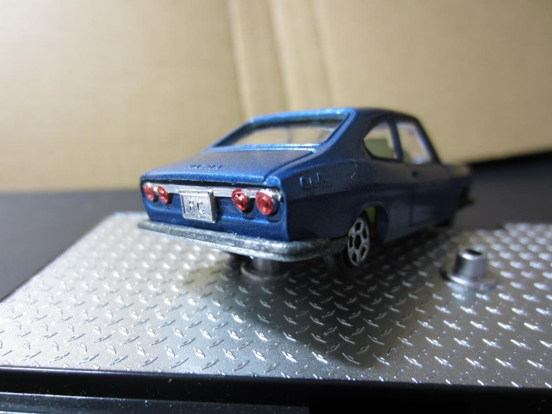 香港トミカ】マツダ カペラ2ドアクーペ／青／グリル造型あり - メルカリ