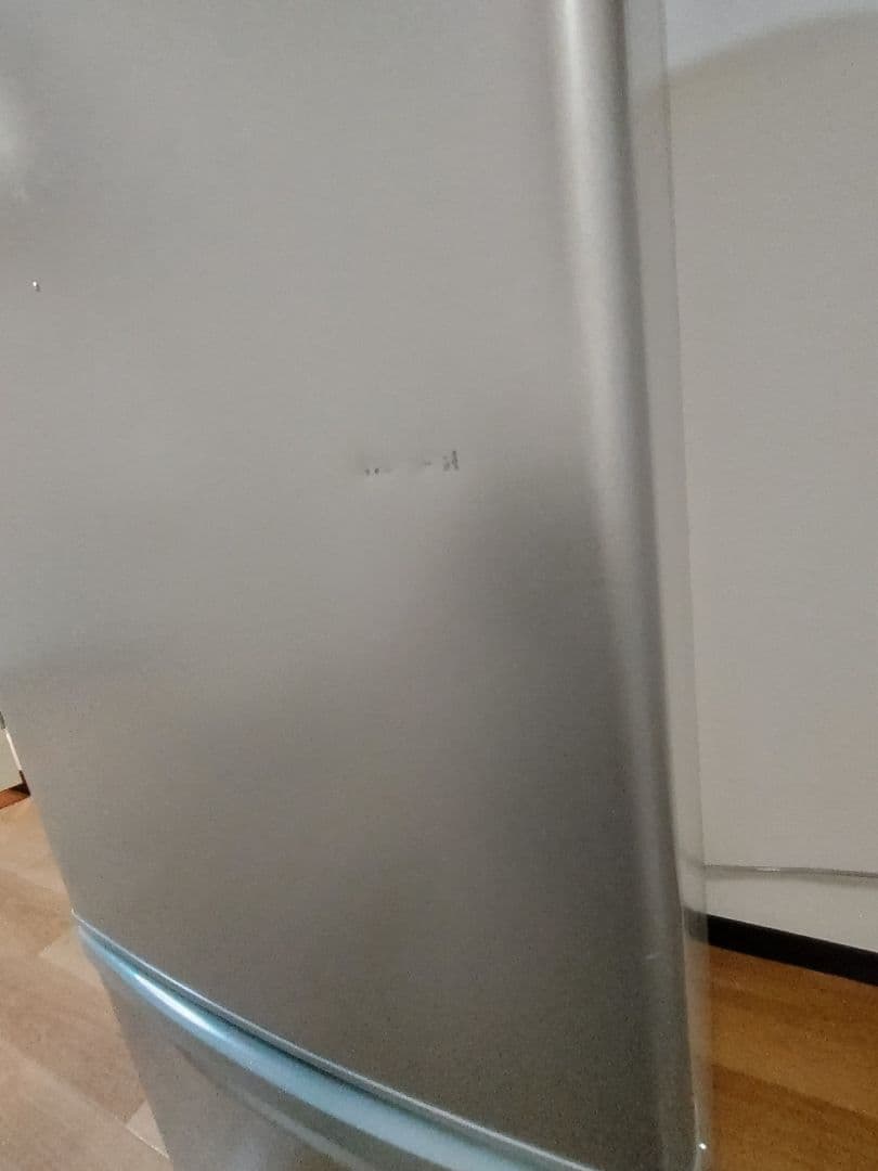 Panasonic シルバー冷蔵庫 NR-B179W-S　送料込み