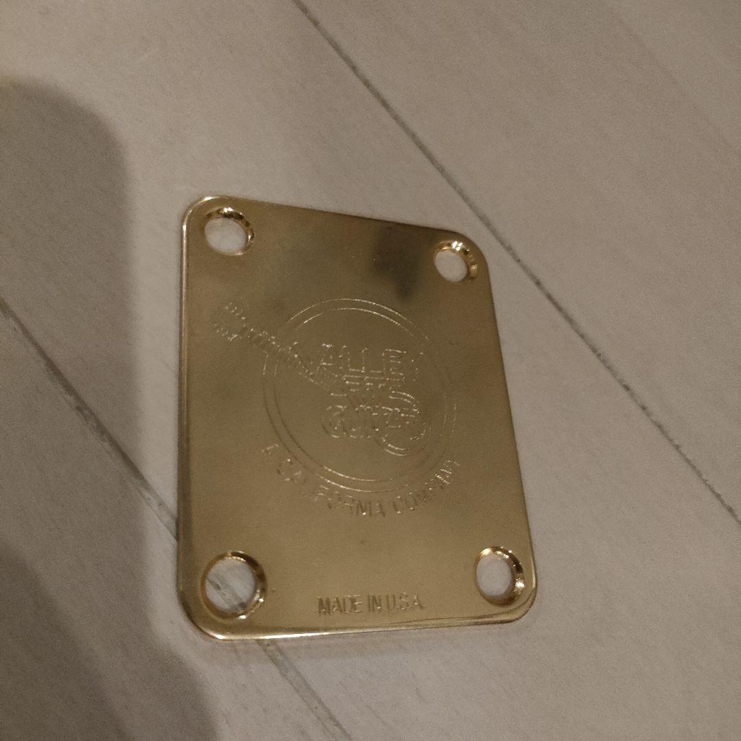 Valley Arts Mシリーズ 3S ストラトタイプ