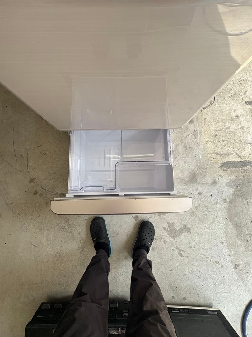 大阪近郊/配送設置まで対応/SHARP350L冷蔵庫