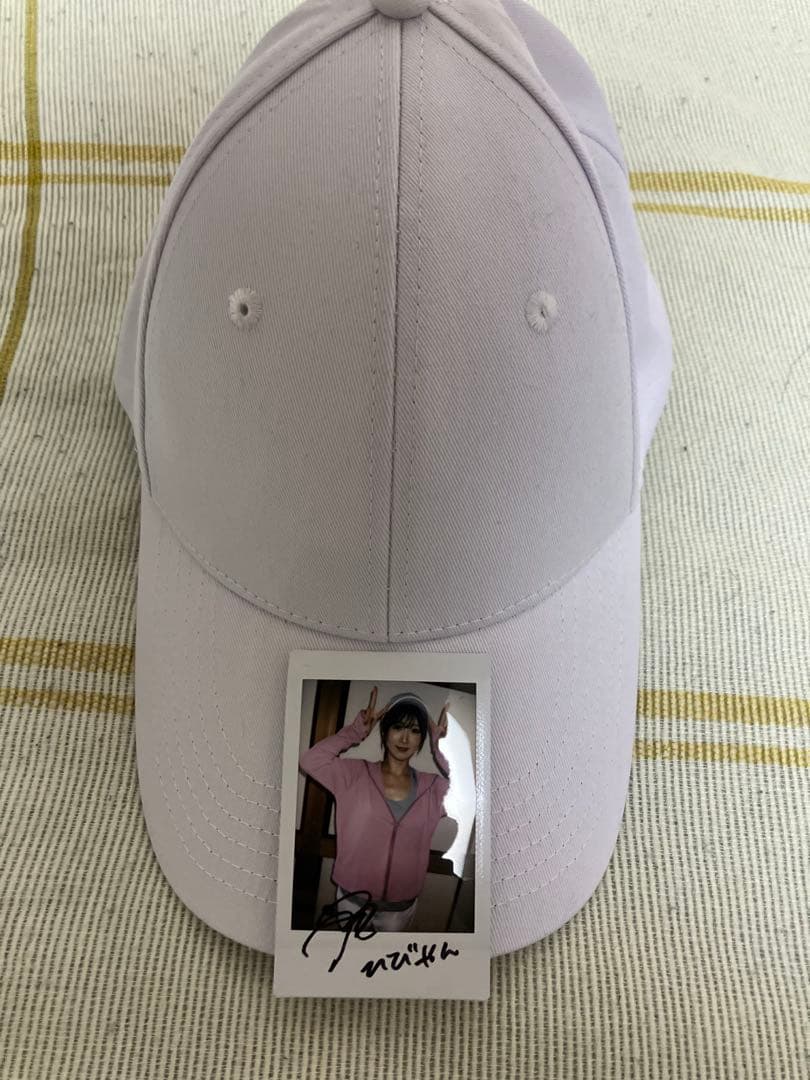 大槻ひびき直筆サイン入りチェキ＋着用洋服など