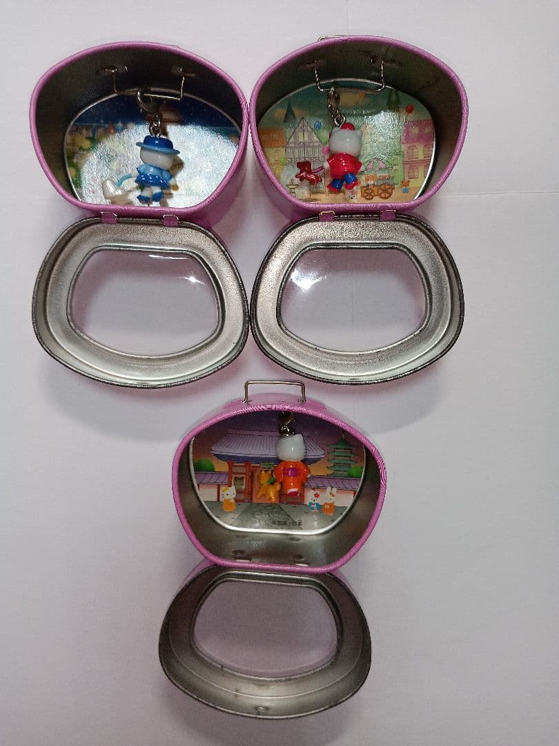 ハッピー様専用 ハローキティ 世界 子犬のお散歩 ファスナーマスコット 6種