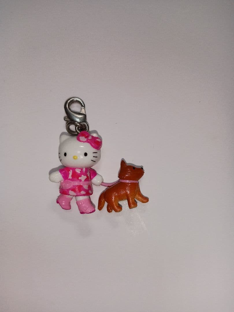 ハッピー様専用 ハローキティ 世界 子犬のお散歩 ファスナーマスコット 6種