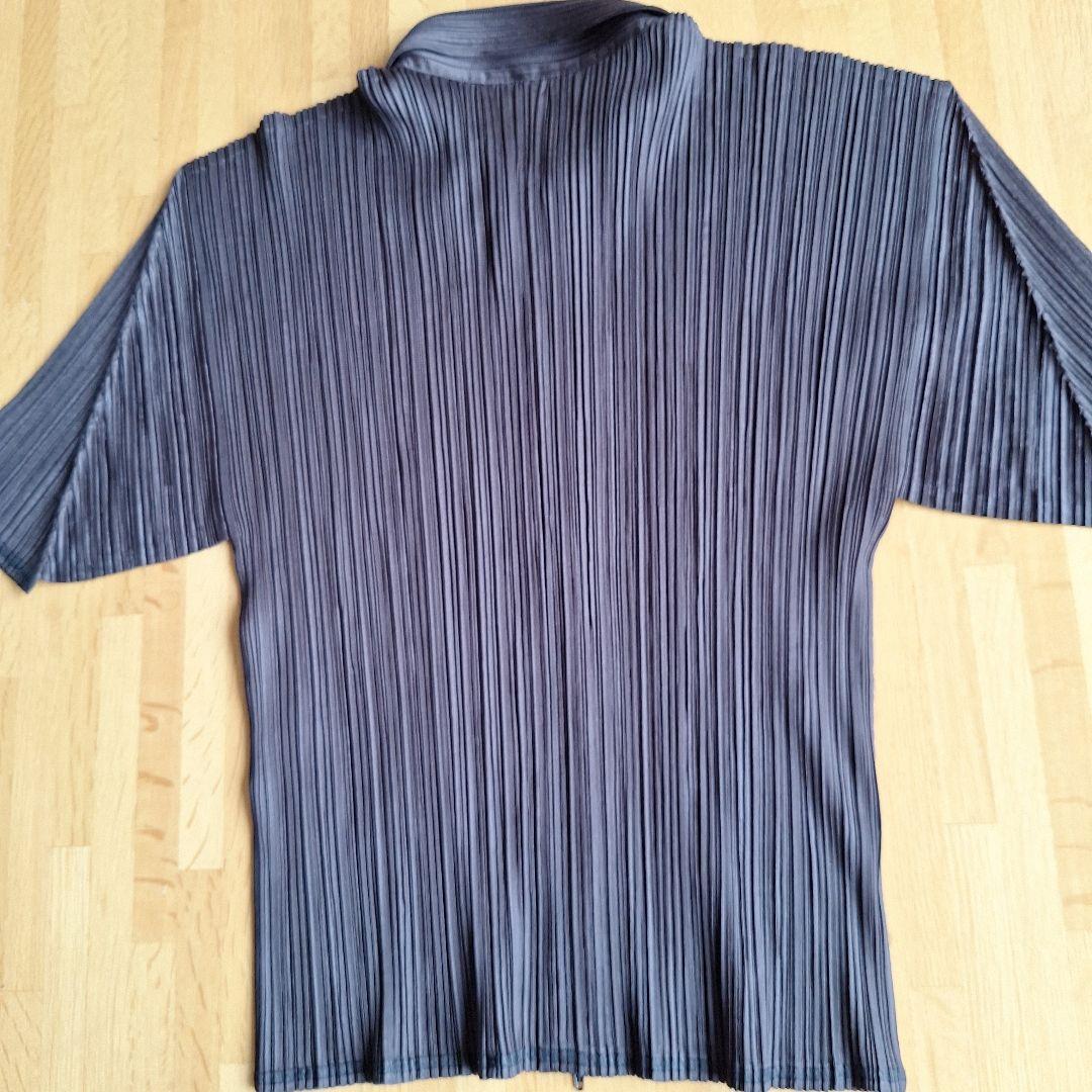 PLEATS PLEASE ダークグブラウンプリーツ 半袖シャツ