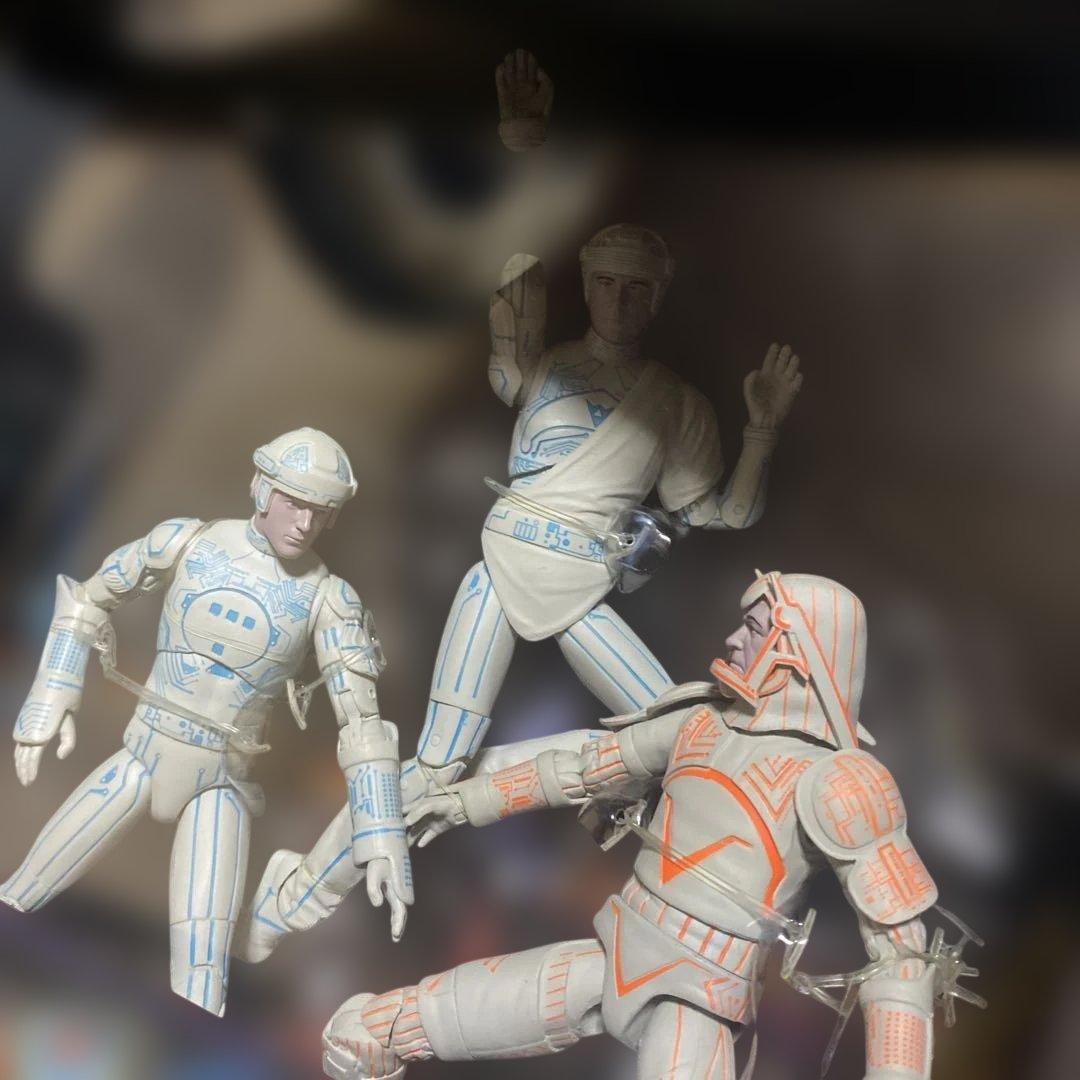 トロン　デラックス3パック　アクションフィギュア