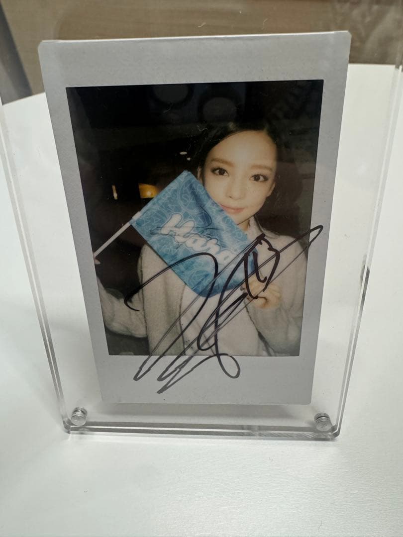 【お宝】KARA HARA (クハラ) チェキ　サイン お宝】KARA HARA (クハラ) チェキ サイン 終了しました】ク・ハラ直筆