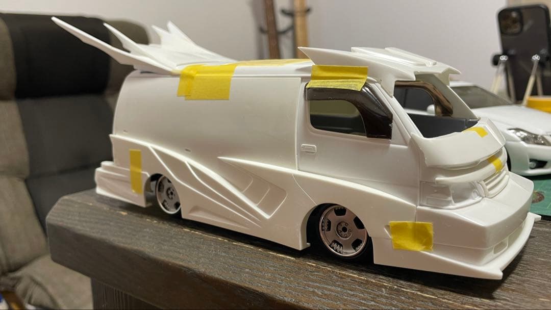 アオシマ 1/24 ハイエース バニング