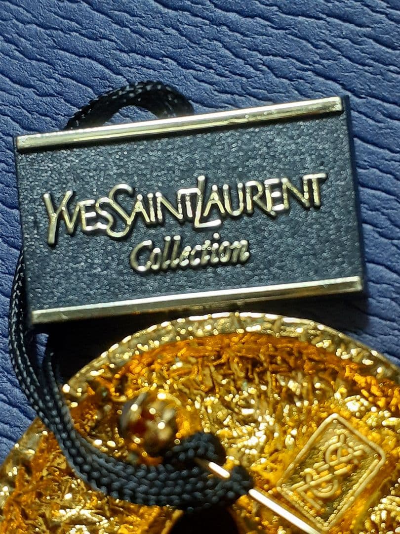 美品・希少】イヴ・サンローラン ゴールドブローチ ヴィンテージ レア