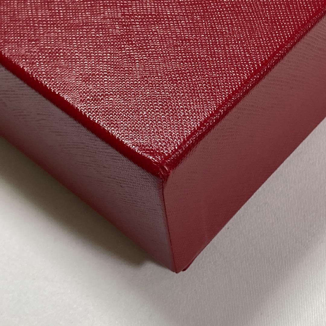 美品 カルティエ ラブブレス ブレスレットケース 空箱 現行品