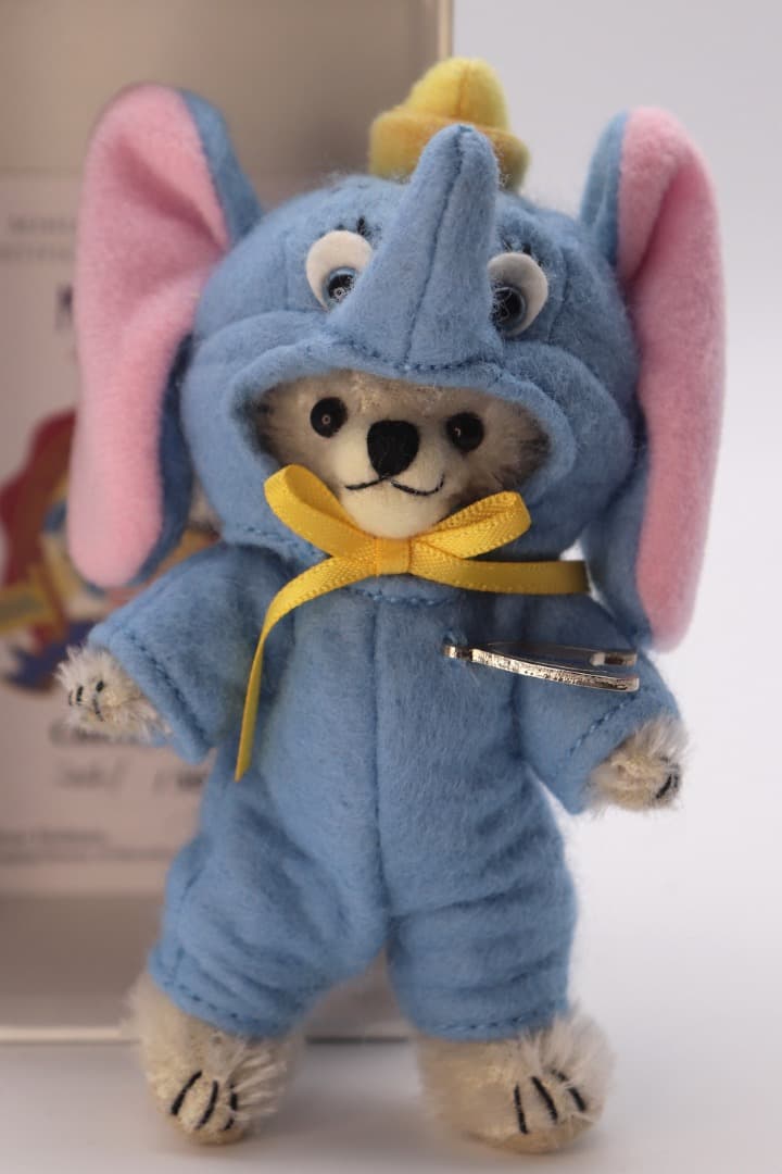 Cheeky2006Dumbo 241番/500体限定 ミニチュアサイズ11cm Cheeky2006Dumbo 241番/500体限定 ミニチュアサイズ11cm