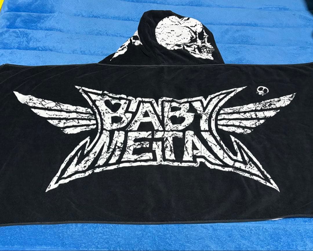 レア】BABYMETAL☆フード付きマントタオル スカルver. - メルカリ