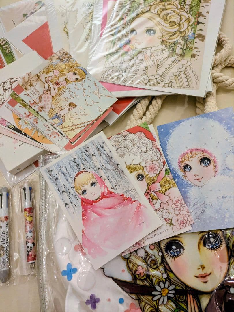 合計38点セット！　高橋真琴　バッグ　ポスター　ボールペン　ポストカードセット