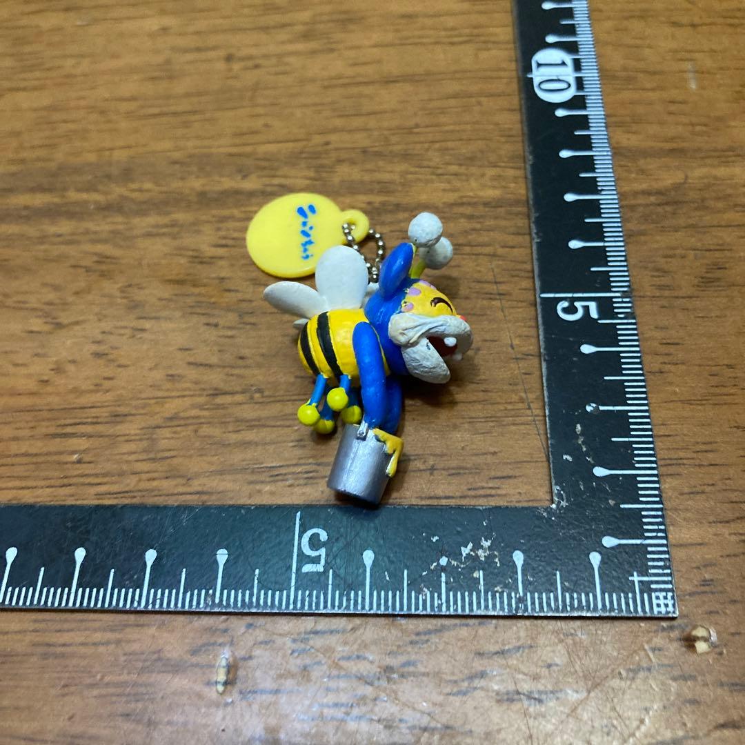 ￼ニャンちゅう、ミツバチ蜂のキャラクターキーホルダー