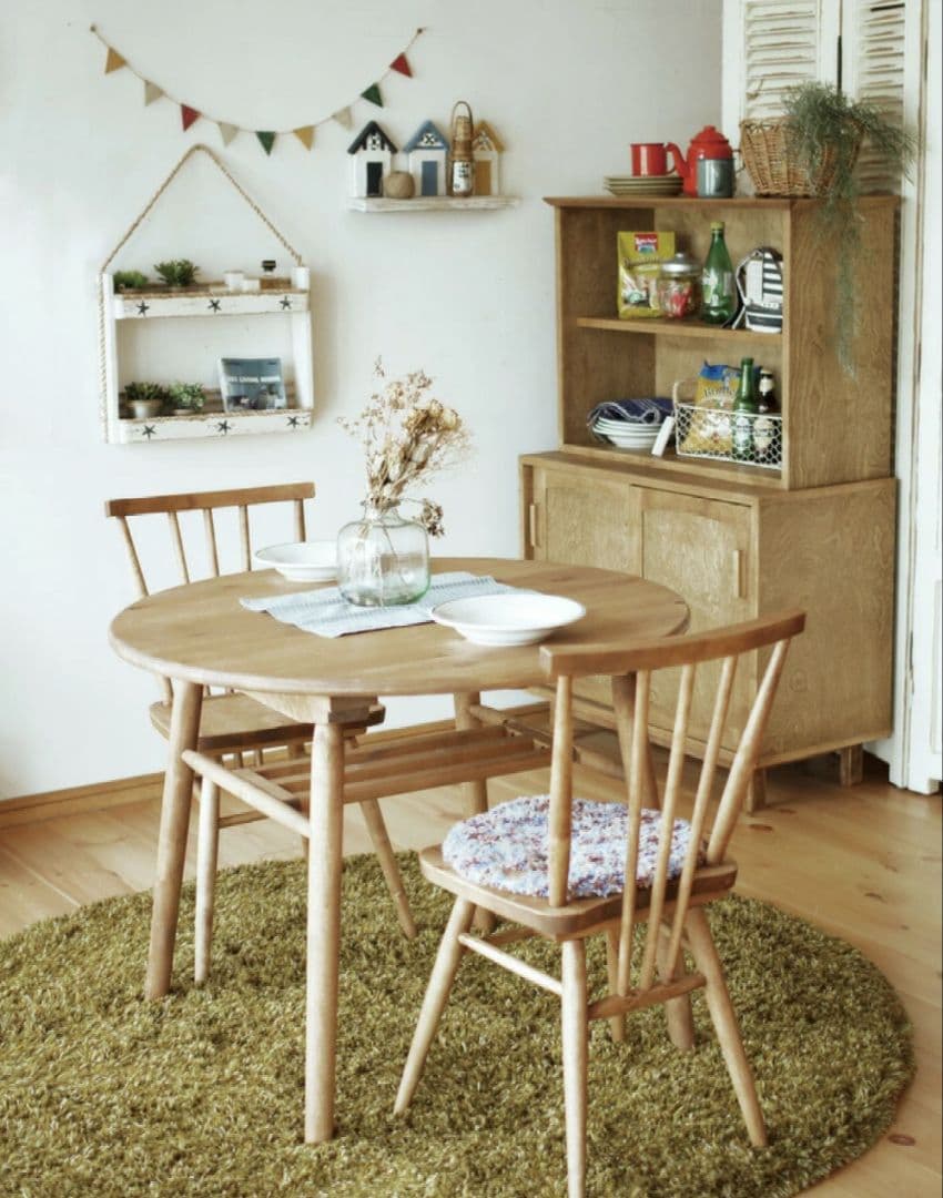 円形木製ダイニングテーブル　and g