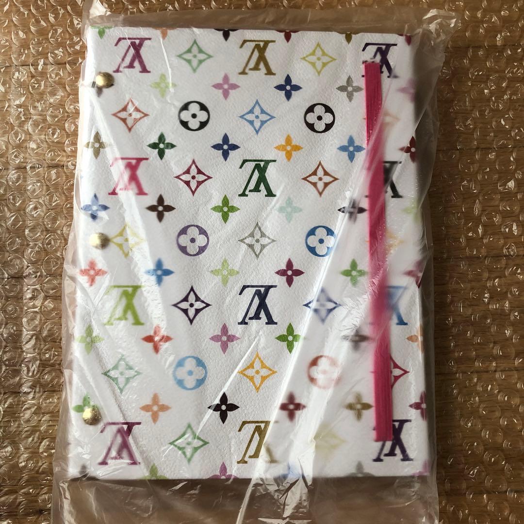 ルイヴィトン　村上隆　トレーディングカードなし