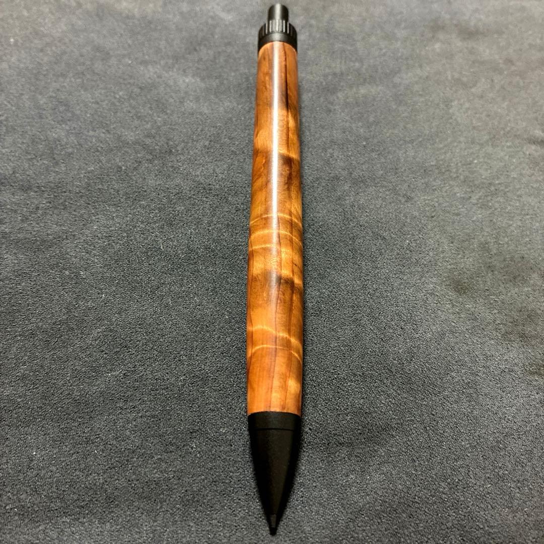 最終値下げ!!】加藤金属 シャープペンシル 0.5 紀州杉 木軸ペン - メルカリ