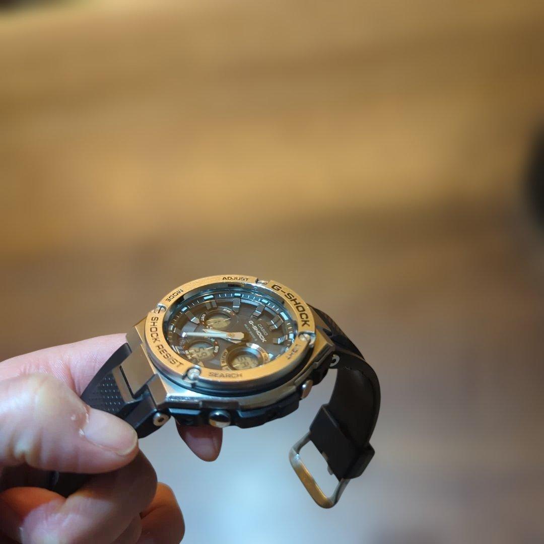 【値下げ】G-SHOCK GST-W110-1AJF メンズ 腕時計