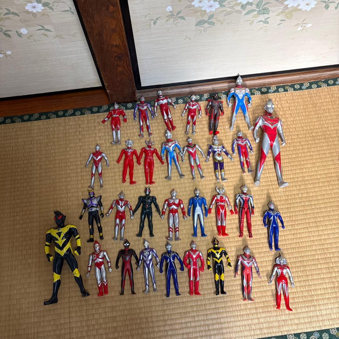 仮面ライダー　ウルトラマンフィギュア まとめ売り