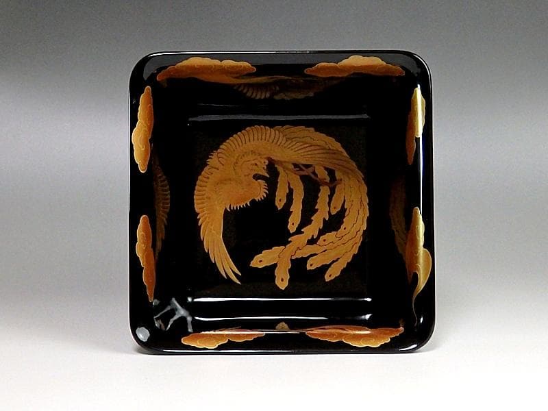 黒地桐雲鳳凰蒔絵　菓子器　明治期　木製品　N155A-EEa