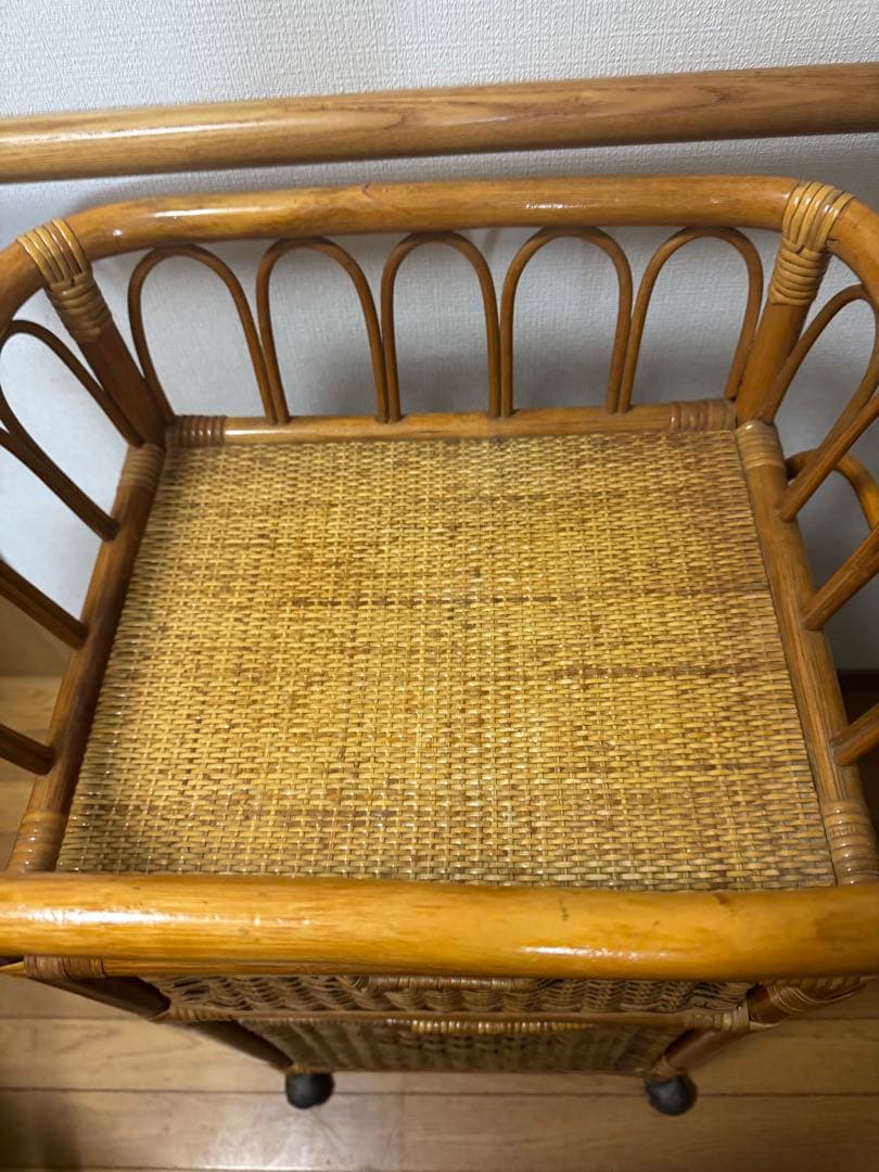 ラタン 脱衣籠 ラック 収納 家具 アンティーク アジアン ワゴン レトロ