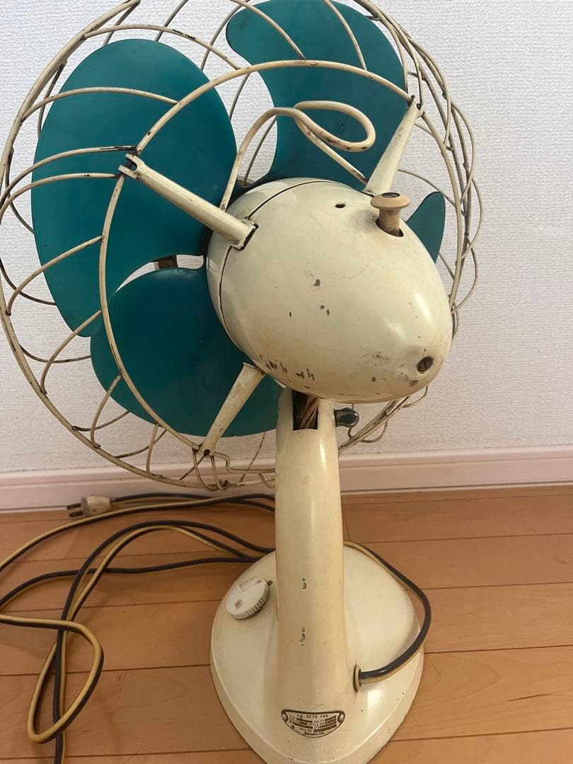 日立扇風機　扇風機 メタル製　昭和レトロ／アンティーク