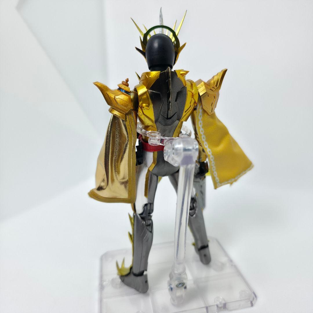 フィギュアーツ規格　仮面ライダーセイバー　3体セット　ブレイズ　エスパーダ