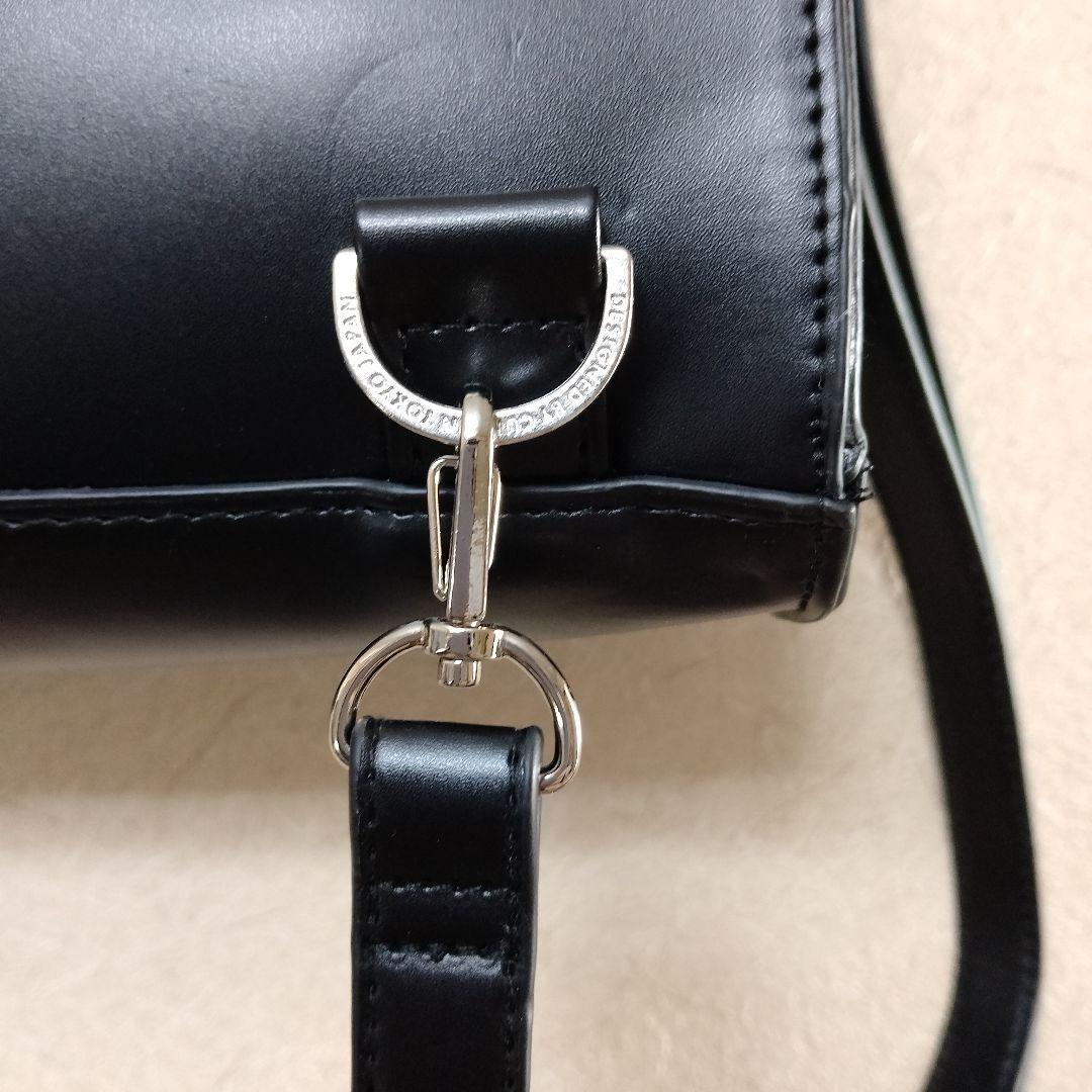 CUNE 合皮の四角いフラップバッグS 3way うさぎ BLACK キュ―ン