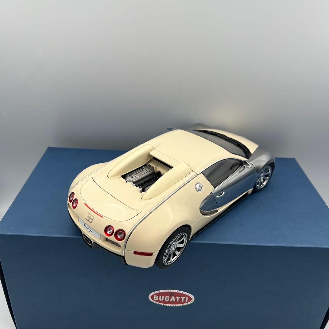 AUTOART 　オートアート　1/18　ブガッティ　ヴェイロン　検　京商