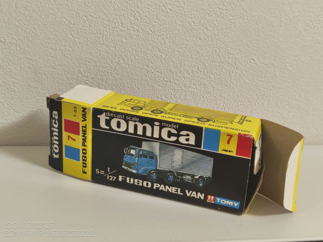 TOMICA　トミカ　ふそう　パネルバン　横浜高島屋　特注品