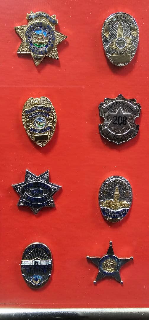 値段交渉可】アメリカ警察バッジコレクション 24個 値段交渉可