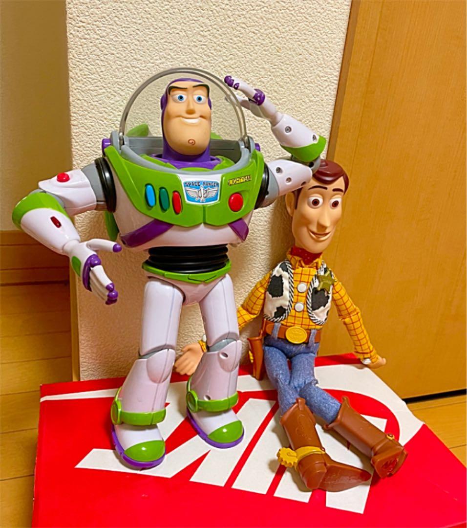 トイストーリー バズライトイヤー 喋る人形 バズ・ライトイヤー