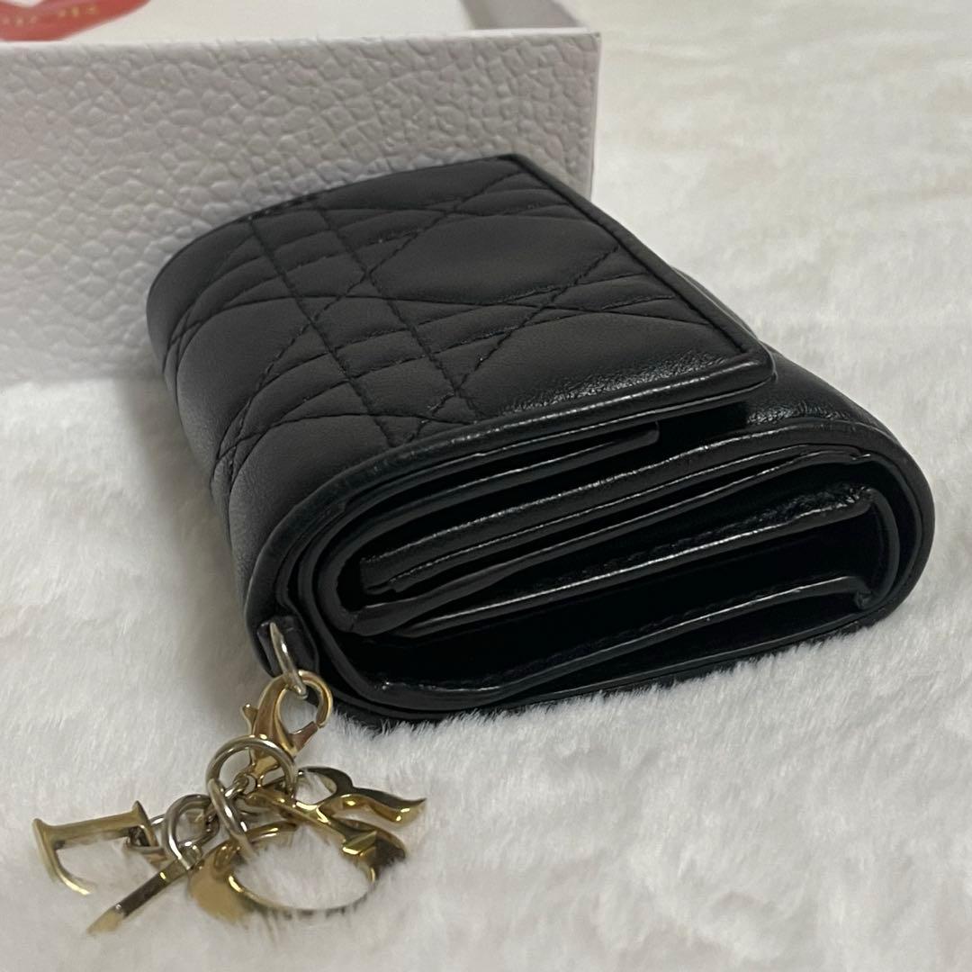 Dior ブラック キルティング三つ折り財布 ウォレット