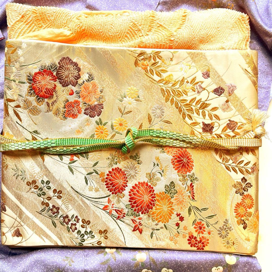 薄紫色の花柄京友禅訪問着・花柄刺繍帯・帯揚げ・帯締め・長じゅばん