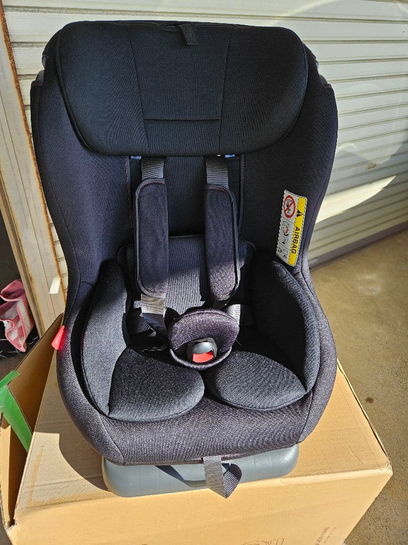 極美品☆ リーマン ネディアアップ 新生児から4歳頃 日本製 黒