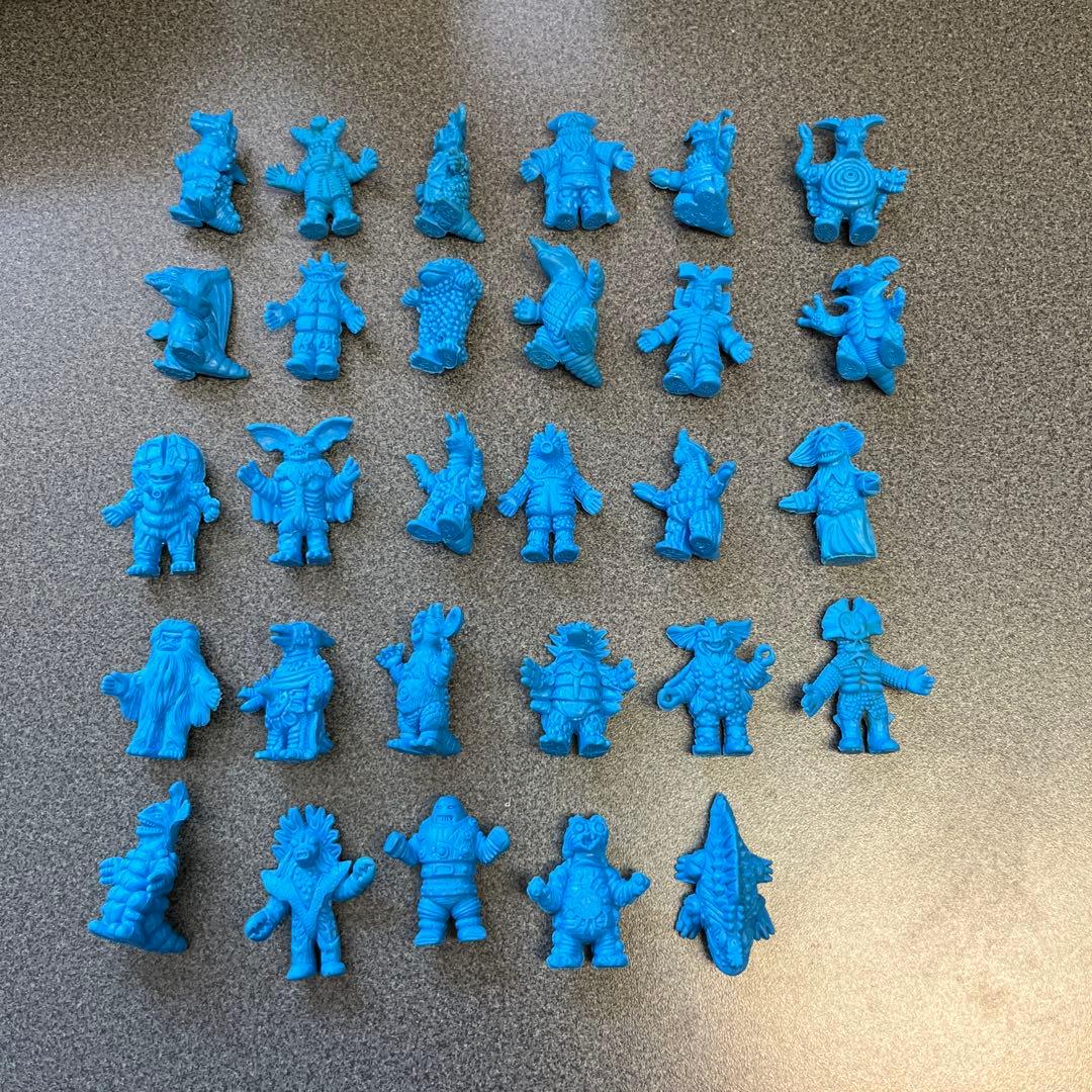 ウルトラ怪獣消しゴム青バラ売りOK⁉️