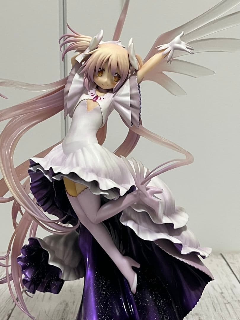 アルティメットまどか フィギュア 1/8スケール アルティメットまどか