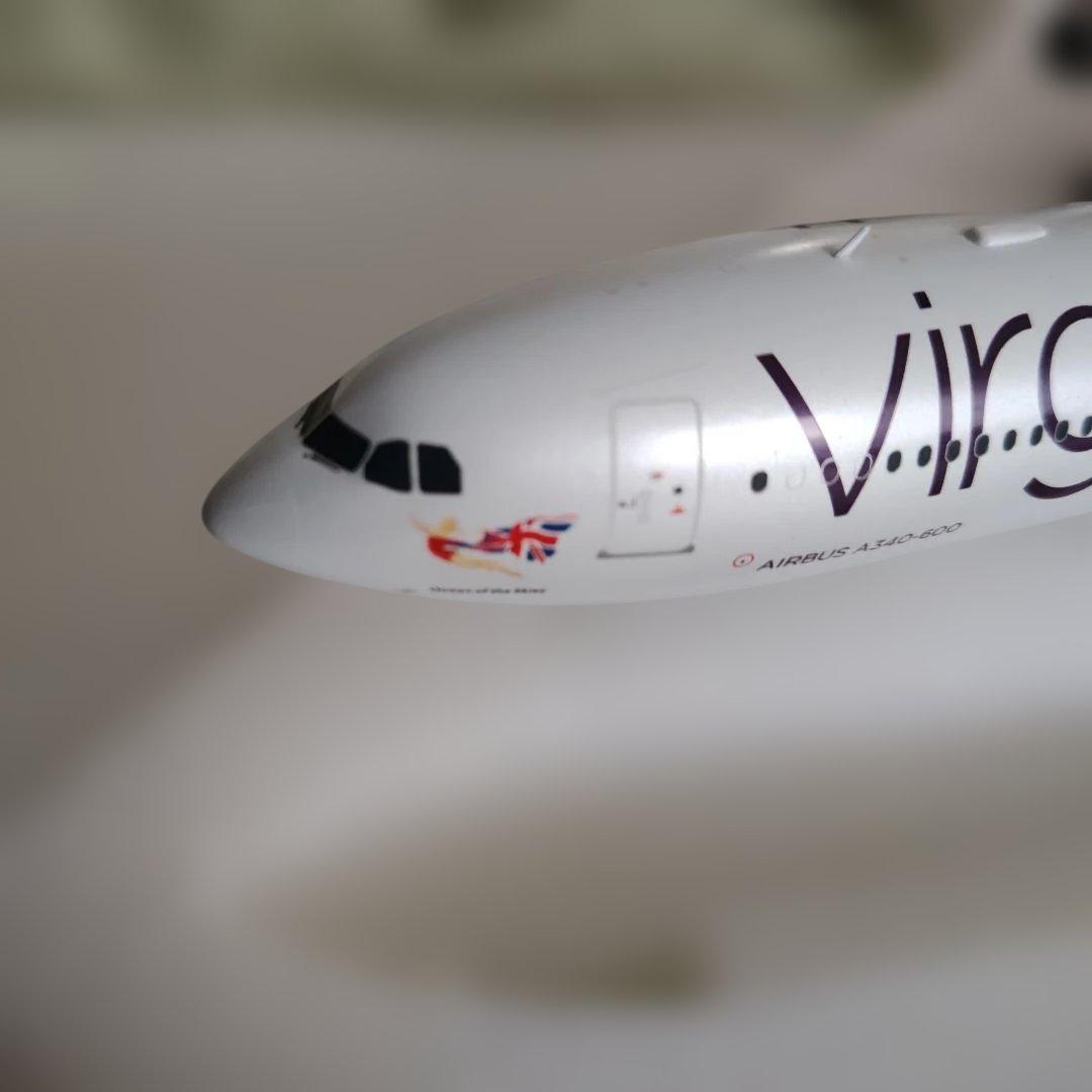 航空機・ヘリコプター Virgin Atlantic A340-600 Gemini 200