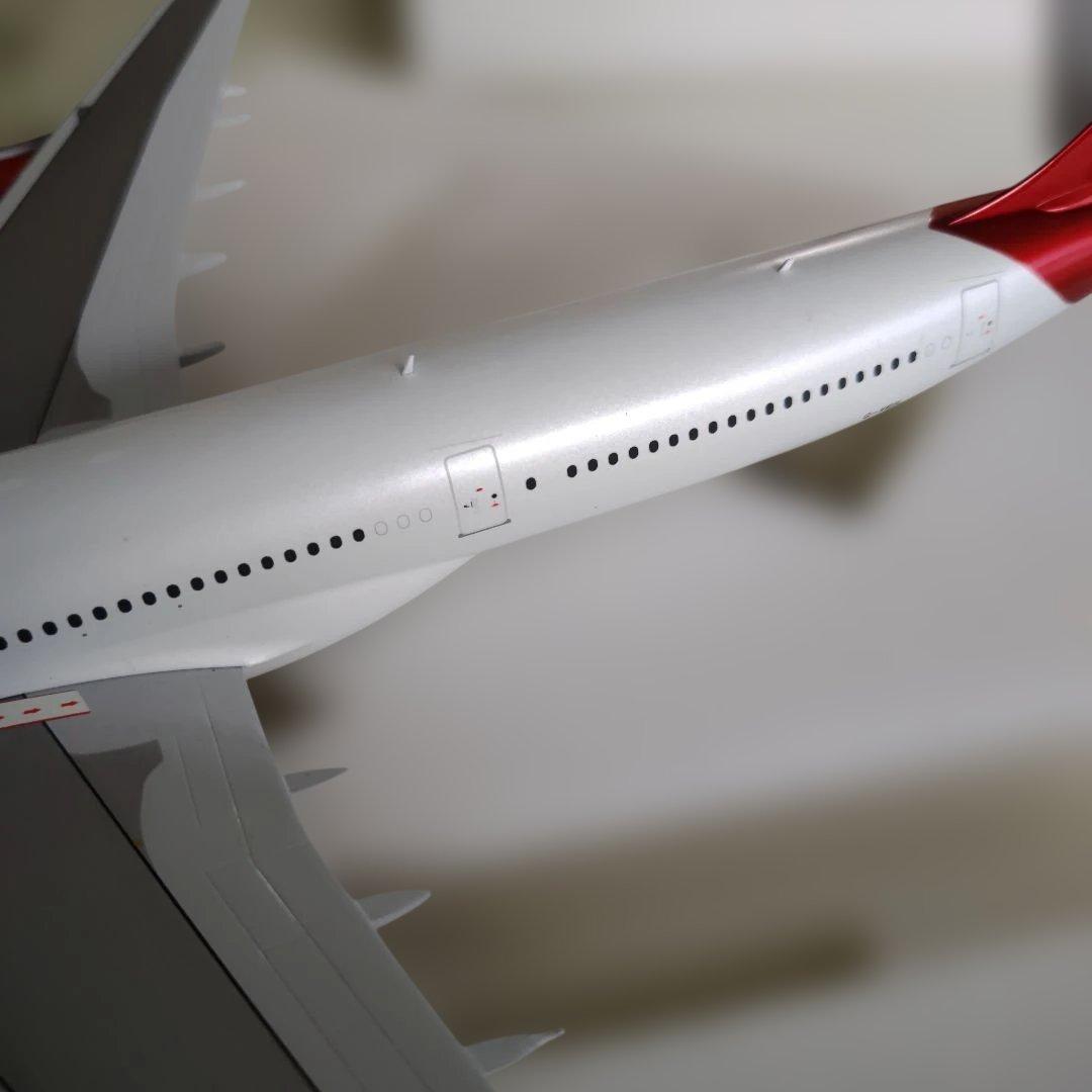 航空機・ヘリコプター Virgin Atlantic A340-600 Gemini 200