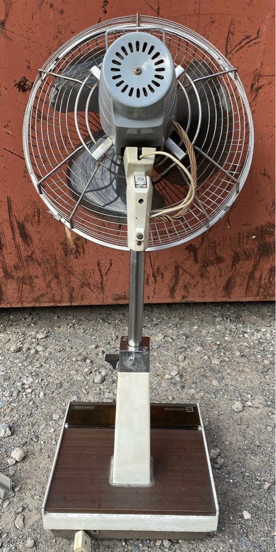 ち*う様 レトロ スタンド扇風機 シルバー