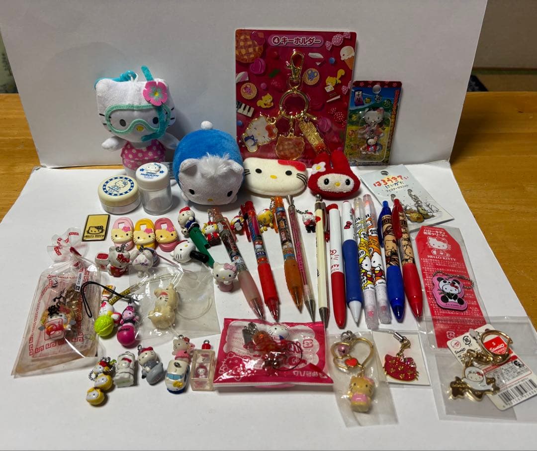 2002年足長ハローキティ 日焼け 色黒 ビキニ ぬいぐるみストラップ