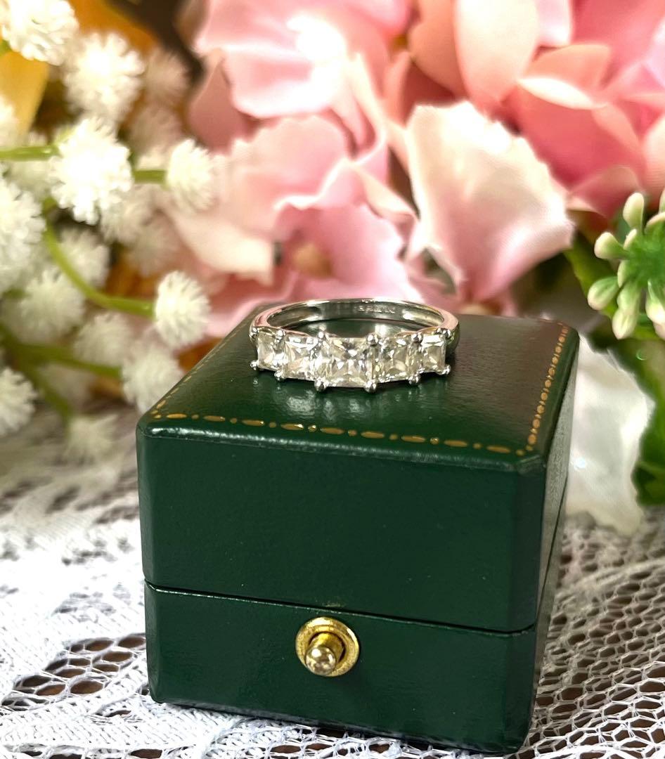 【早い者勝ち】英国 ヴィンテージ 9金 ホワイトゴールド プリンセス リング