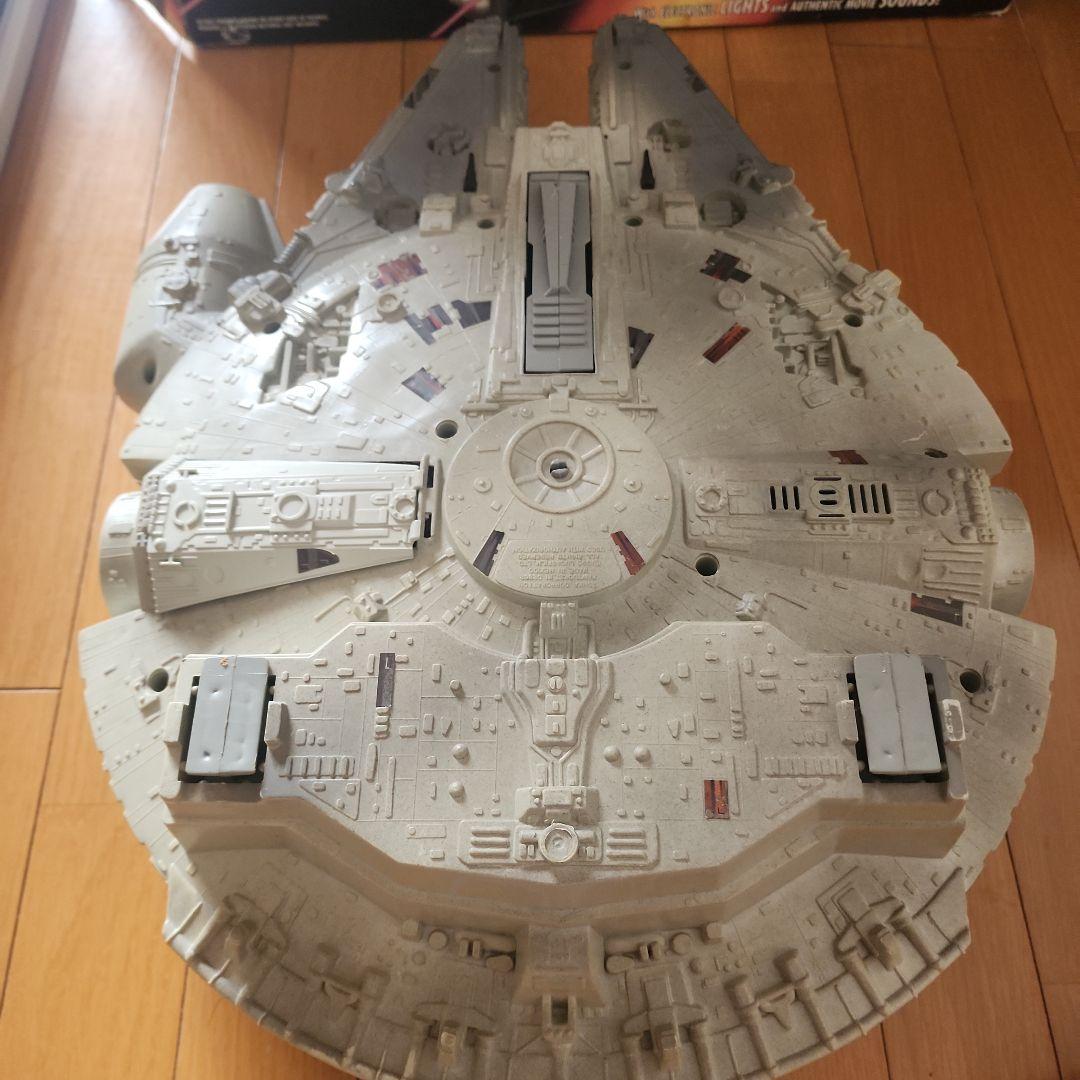 ケナー社製　大型モデル　スターウォーズ　ミレニアムファルコン