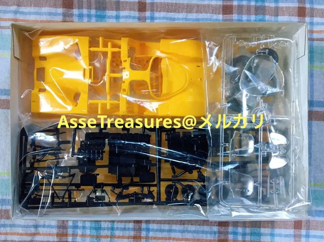 絶版 タミヤ 1/24 タカキュー・トヨタ 88C-V w/カルトグラフデカール