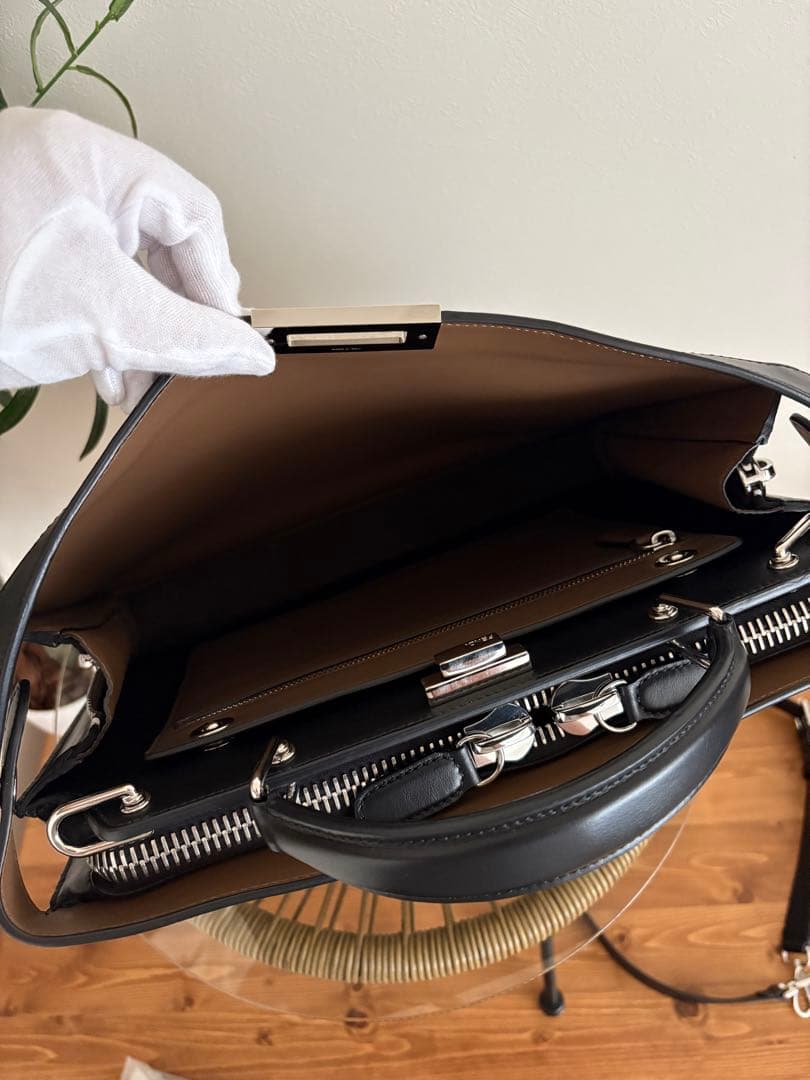 こなごな　フェンディ ピーカブー ISeeU ミディアム メンズ 123