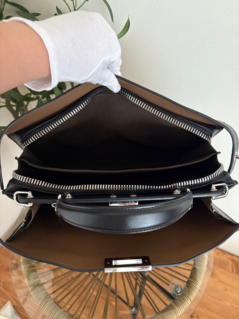 こなごな　フェンディ ピーカブー ISeeU ミディアム メンズ 123