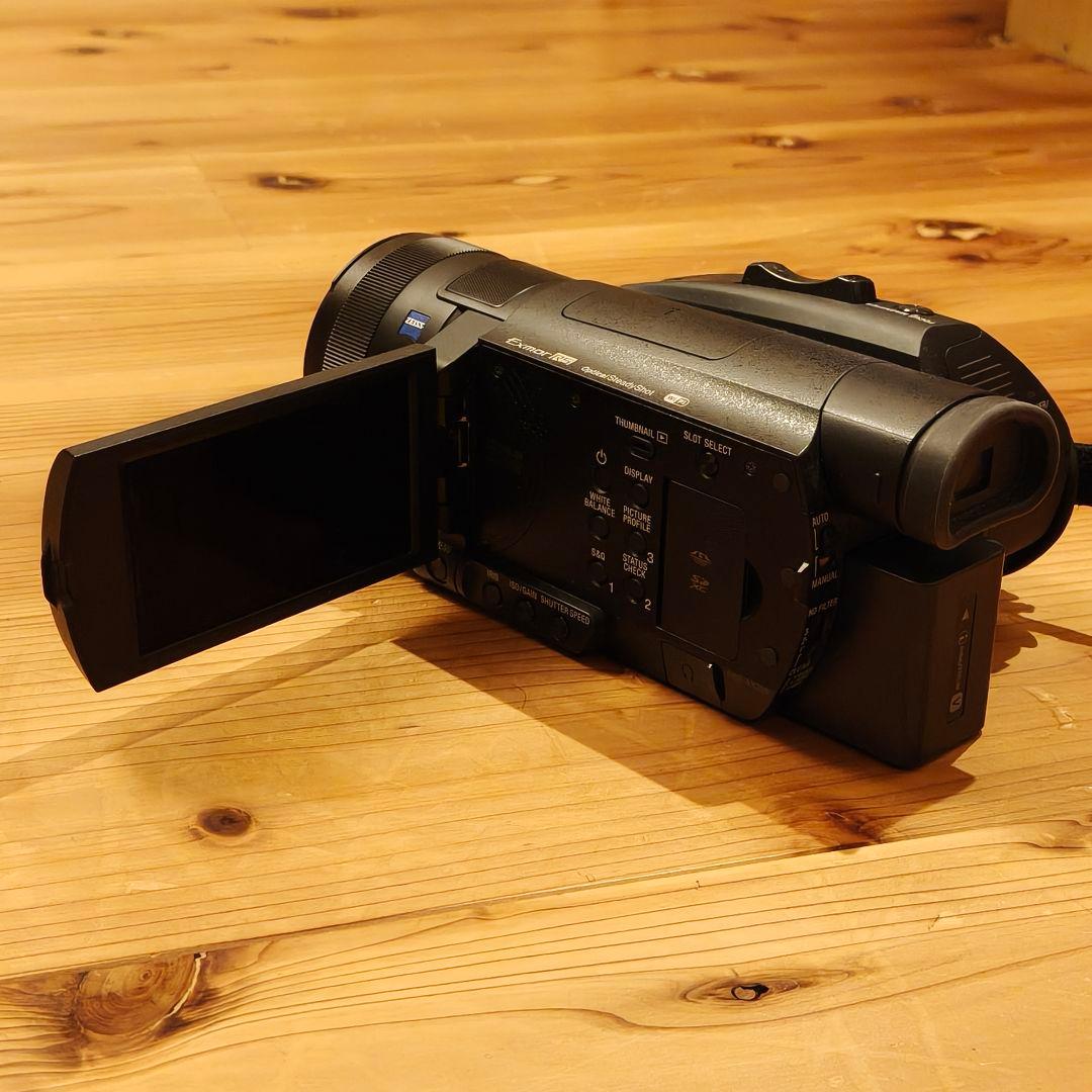 YS　Sony FDR-AX700 ビデオカメラ 本体 ブラック