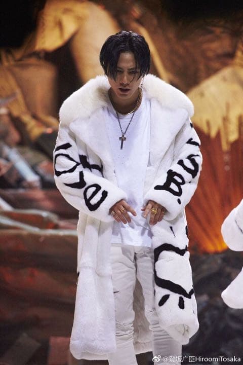 登坂広臣着用似 ファーコート