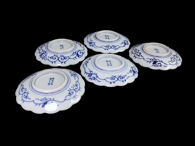 大聖寺伊万里 金襴手 寿紋に捻り輪花菊皿 4寸皿 5客 D820AS-CUy - メルカリ